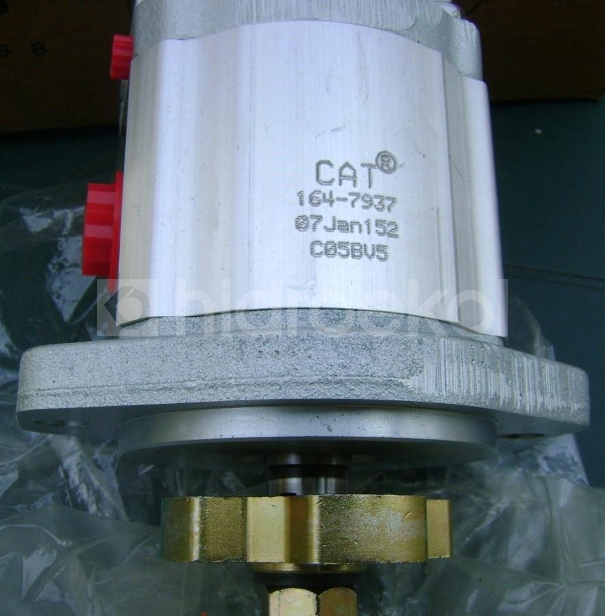 164 7937 Hydraulic Motor